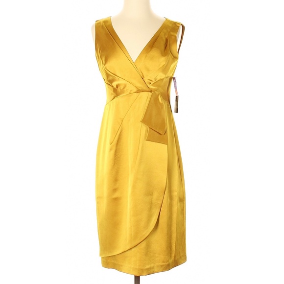 Nanette Lepore Dresses & Skirts - NANETTE LEPORE Feel Pretty Silky Cocktail Dress